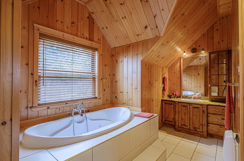 Foto 29 - Executive Plus 52 - Beautiful Spacious log Home With Private hot tub Pool