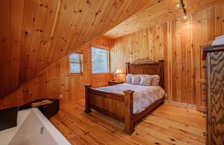 Photo 3 - Executive Plus 52 - Beautiful Spacious log Home With Private hot tub Pool