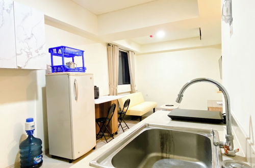 Photo 10 - Nice And Simply 2Br At Meikarta Apartment