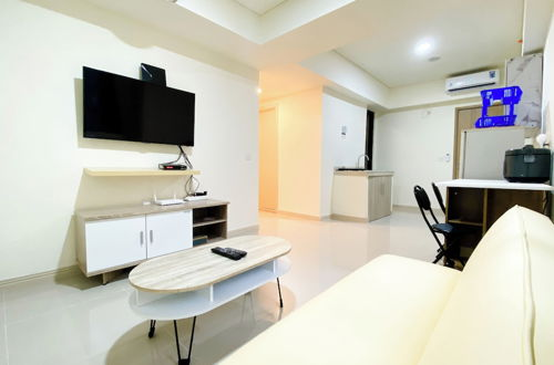 Foto 17 - Nice And Simply 2Br At Meikarta Apartment