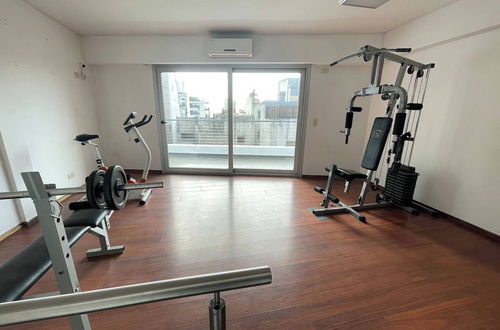 Foto 14 - Modern Urban Haven in Las Cañitas: Gym & Amenities