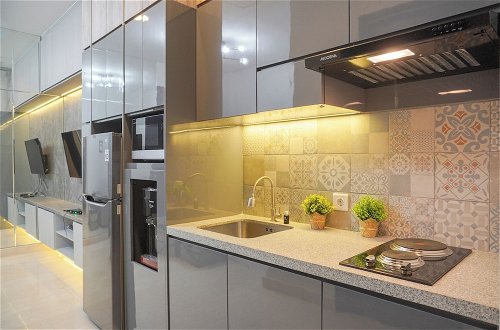 Foto 6 - Gorgeous And Comfortable 1Br Sudirman Suites Apartment