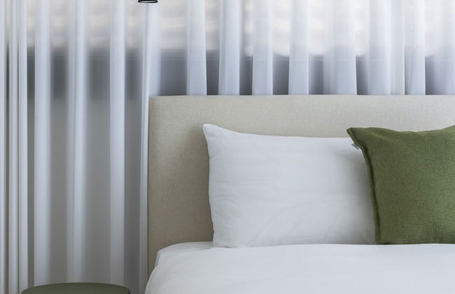 Skyline Serenity by tlv2rent - Foto 10