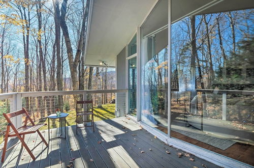 Photo 9 - Pristine West Dover Home w/ Deck & Mountain Views