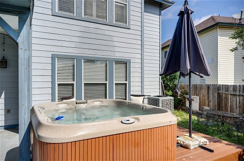 Foto 36 - San Antonio Home w/ Private Hot Tub + Pool