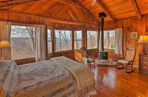 Foto 21 - Cozy Cumberland Mountain Cabin w/ Stunning Views