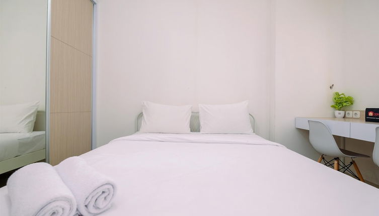 Foto 1 - Minimalist And Best Deal Studio Room At Signature Park Grande Apartment