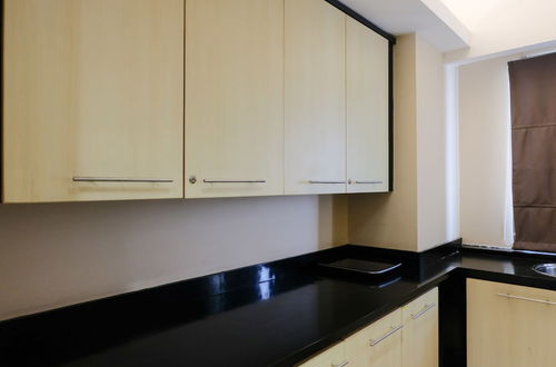 Photo 11 - Homey 3Br Apartment At Braga City Walk