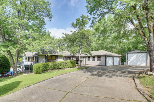 Photo 6 - Hot Springs Vacation Rental on Lake Hamilton