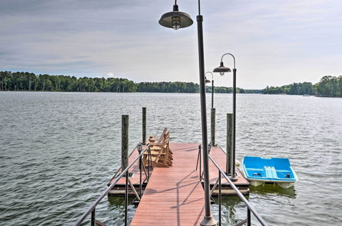 Photo 15 - Luxe Lakefront Apartment w/ Shared Pool & Dock