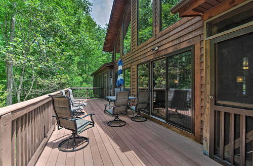 Photo 10 - Idyllic Mtn Retreat w/ Hot Tub Near Shenandoah NP