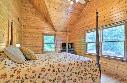 Photo 36 - Idyllic Mtn Retreat w/ Hot Tub Near Shenandoah NP