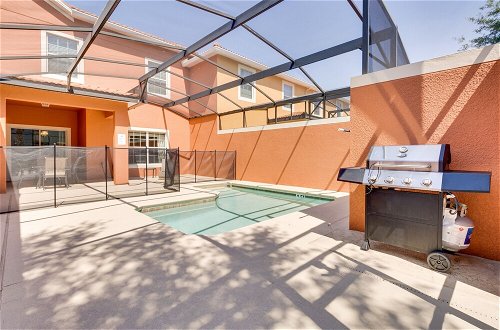 Foto 18 - Modern Kissimmee Townhome w/ Fenced Pool & Patio