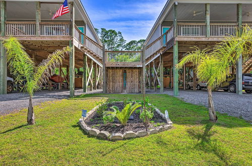 Foto 19 - Dauphin Island Retreat: 2 Blocks to Beach