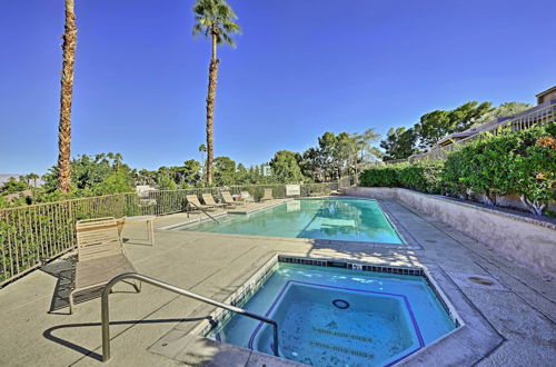 Foto 21 - Palm Desert Townhome w/ Mountain Views & Patio