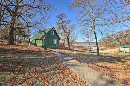 Photo 25 - Lakefront Grove Cabin Near Fishing: Dock & Pool