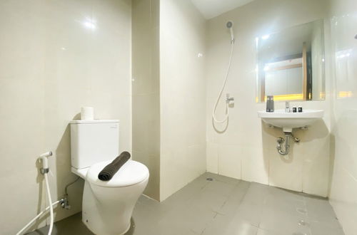 Photo 15 - Simply Studio Room Gateway Park Lrt City Bekasi Apartment