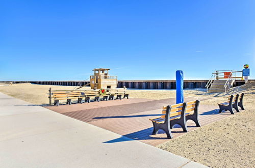 Foto 18 - Beachfront North Wildwood Condo w/ Ocean Views