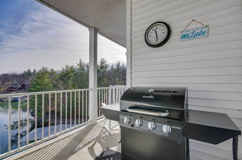 Photo 12 - Lakefront Osage Beach Condo: Dock Your Boat Here