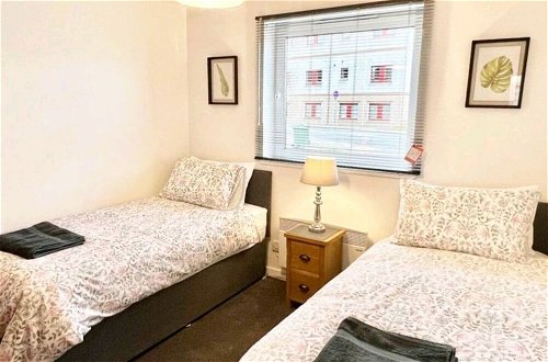 Foto 3 - Lovely 2 bed with free parking