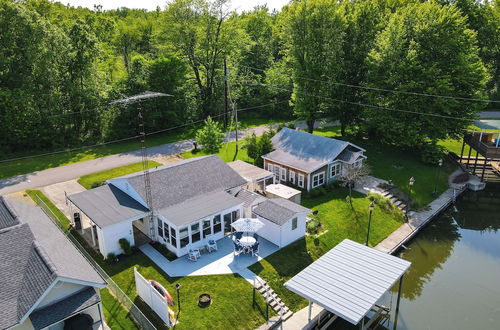 Photo 26 - Waterfront Lakeview Cottage w/ Dock & Lift