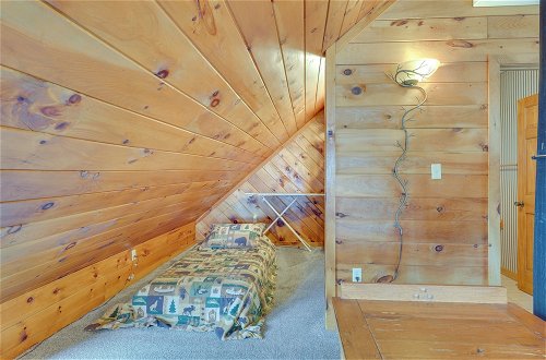 Foto 25 - 3-acre Benezette Cabin W/hot Tub, Grill & Mtn View