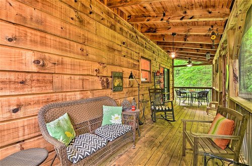 Foto 6 - Secluded Smoky Mtn Cabin w/ Hot Tub & Fire Pit