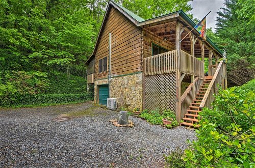 Foto 28 - Secluded Smoky Mtn Cabin w/ Hot Tub & Fire Pit