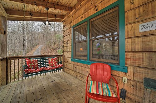 Foto 26 - Secluded Smoky Mtn Cabin w/ Hot Tub & Fire Pit