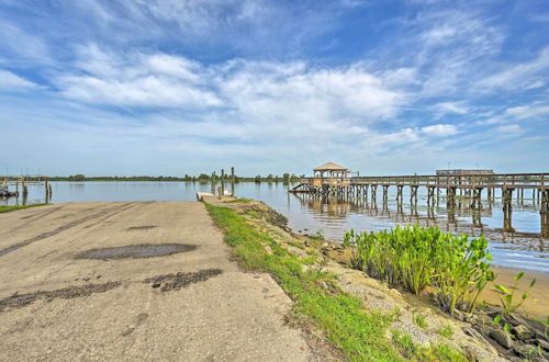 Photo 15 - Charming Pawleys Island Home ~ 4 Mi to Beach