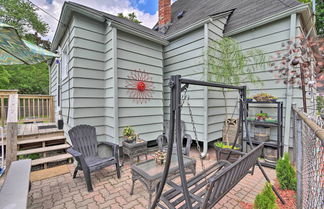 Foto 2 - Lovely Dearborn Home w/ Gas Grill & Backyard