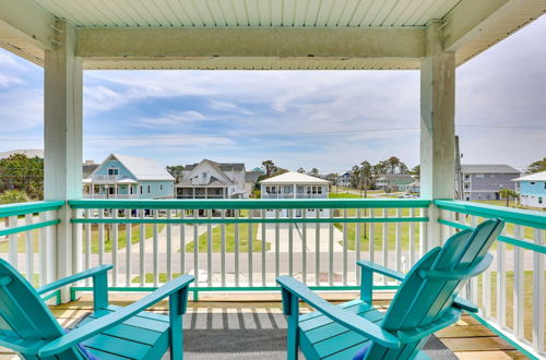 Photo 29 - Calm Coastal Haven w/ 2 Balconies Near Beach