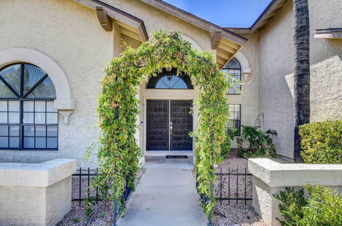 Photo 19 - Upscale Scottsdale Retreat w/ Private Pool & Grill