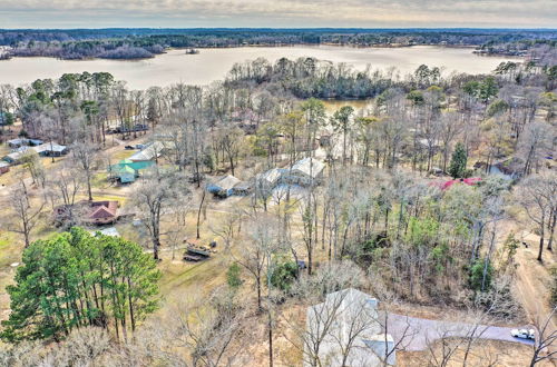 Foto 15 - Home w/ Screened Porch - Near Toledo Bend Lake