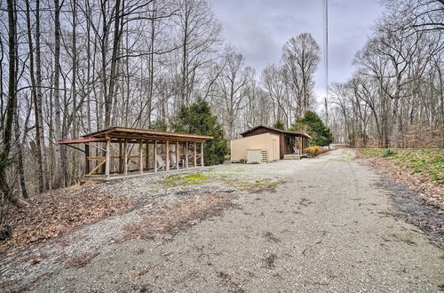 Photo 4 - Cozy Tennessee Cabin Rental - 1 Mi to Lake