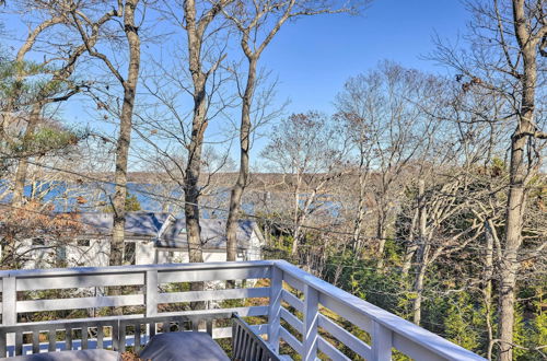 Foto 5 - Chic East Hampton Retreat w/ Deck & View