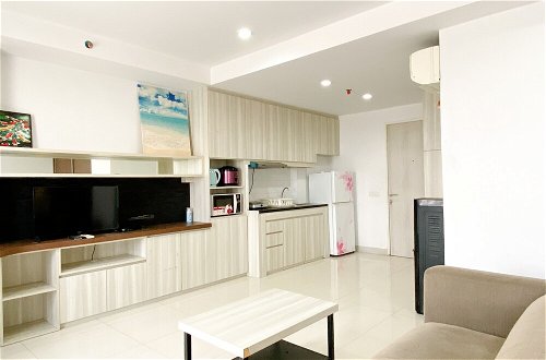 Foto 15 - Cozy And Spacious Studio Room Azalea Suites Apartment