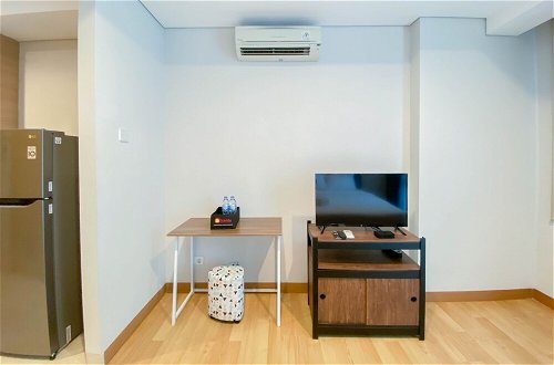 Photo 11 - Stunning And Homey Studio Capitol Suites Apartment