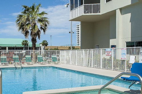 Photo 45 - Getaways at Destin Holiday Beach Resort