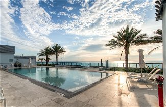 Photo 1 - Churchill Suites Monte Carlo Miami Beach