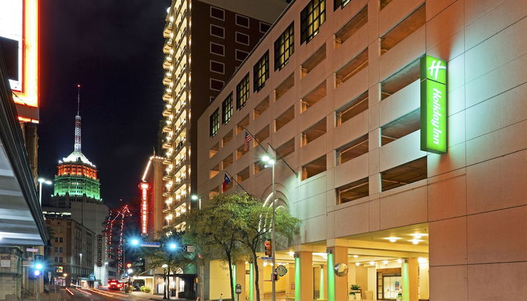 Photo 1 - Holiday Inn San Antonio - Riverwalk, an IHG Hotel