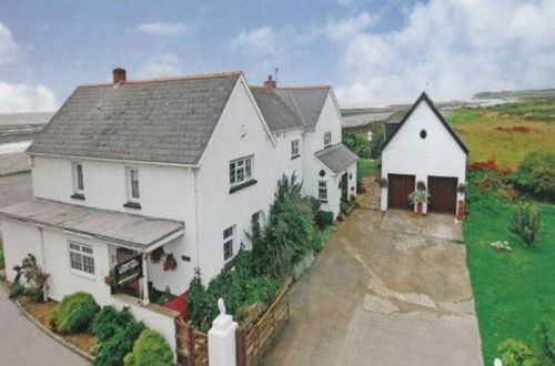 Foto 23 - 1-bed Cottage on Coastal Pathway in South Wales