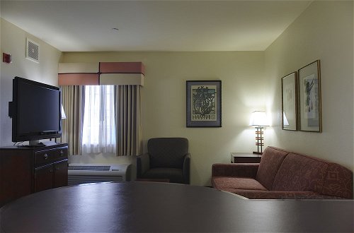 Foto 19 - Larkspur Landing Hillsboro - An All-Suite Hotel