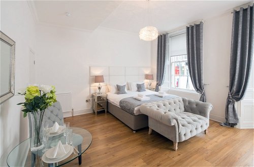 Foto 36 - Edinburgh Castle Apartments and Suites