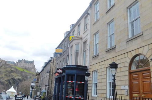 Foto 46 - Edinburgh Castle Apartments and Suites