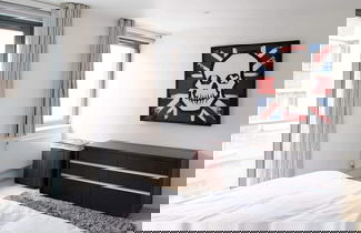 Photo 1 - Modern 2 Bedroom With Balcony Near Oxford Street