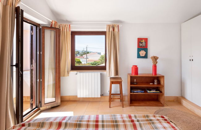 JOIVY 3-BR Cottage w/Terrace & Garden in Colares - Foto 4