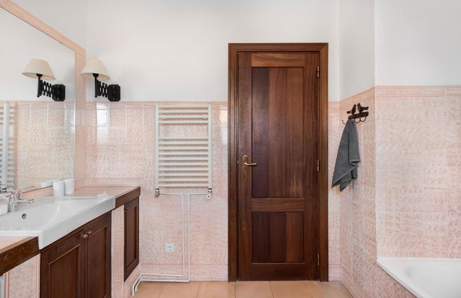 JOIVY 3-BR Cottage w/Terrace & Garden in Colares - Foto 28