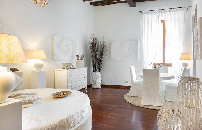 Colosseo Luxury Apartment - Photo 16