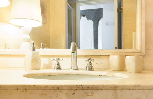 Colosseo Luxury Apartment - Photo 27